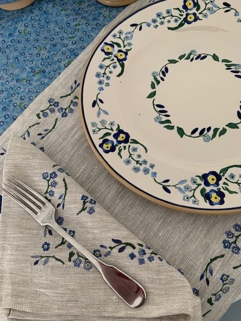 Placemat and Napkin forget me not