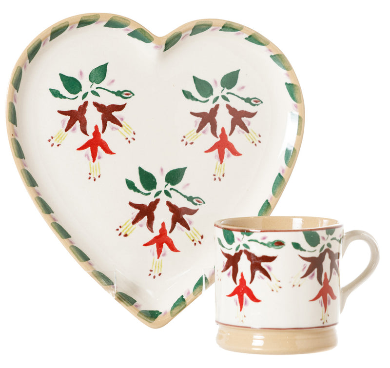 Medium Heart Plate and Small Mug Fuchsia spongeware pottery by Nicholas Mosse, Ireland - Handmade Irish Craft - nicholasmosse.com
